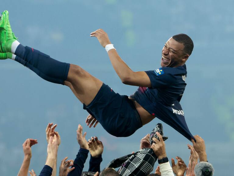 Tras confirmarse el histórico traspaso: ¿Cuánto dinero ganará Kylian Mbappé en el Real Madrid?