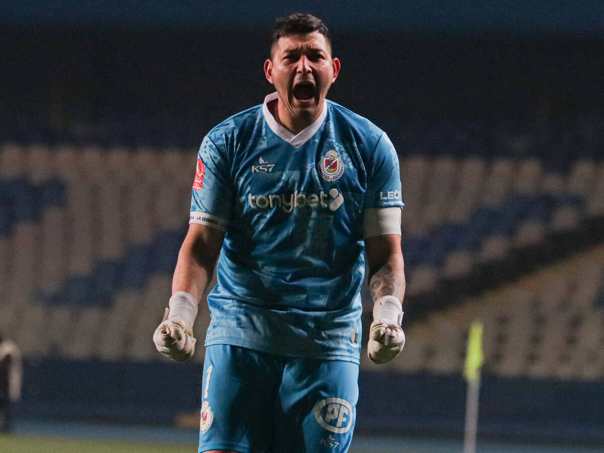 Cada vez más cerca: Deportes La Serena volvió a ganar y queda a las puertas de regresar a Primera División
