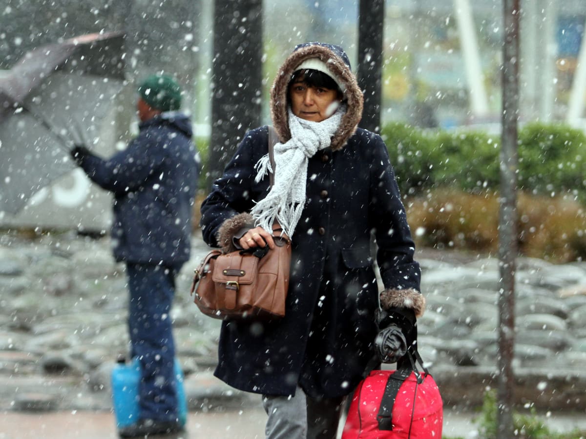 Nuevo río atmosférico en Chile: hasta cuándo durarán las lluvias, vientos de 100 km/h y nieve esta semana