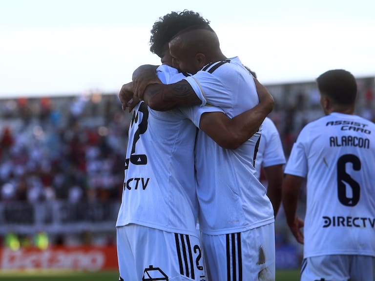 Con “doble 9″ y sin sorpresas en el mediocampo: esta será la formación de Colo Colo para el Superclásico