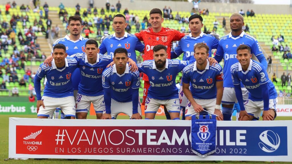 La duda en la formación de la U de Chile para los 84 minutos restantes del Clásico Universitario