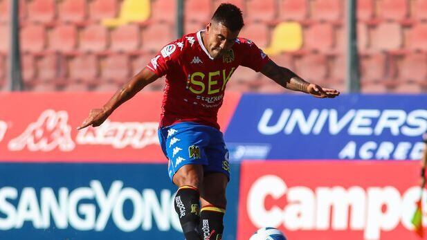 La molestia de Gonzalo Espinoza por jugar ante la U en Quillota: "La cancha es malísima"