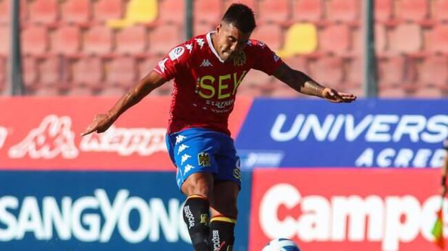 La molestia de Gonzalo Espinoza por jugar ante la U en Quillota: "La cancha es malísima"