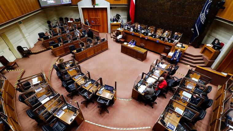 30 DE SEPTIEMBRE DE 2020/VALPARAISOVista general de la sesion del Senado, citada para discutir el proyecto de ley sobre migracion y extranjeria.
FOTO: LEONARDO RUBILAR CHANDIA/AGENCIAUNO