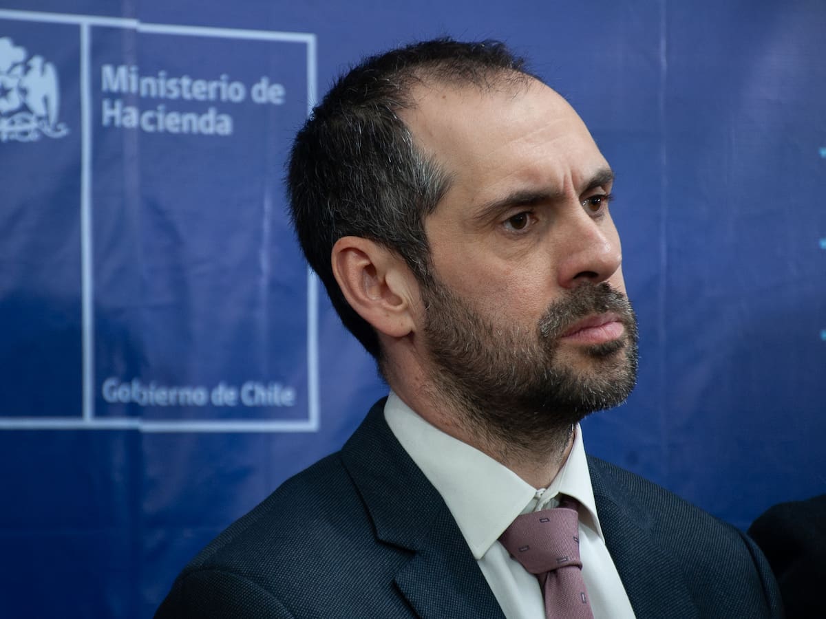 Defensa de Nicolás Grau por acusación constitucional: “Es un uso desproporcionado de un instrumento institucional muy serio”