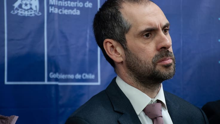 Defensa de Nicolás Grau por acusación constitucional: “Es un uso desproporcionado de un instrumento institucional muy serio”