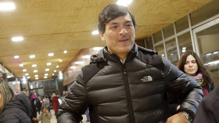 CONCEPCION, 13 de junio 2017
El candidato a la presidencia Franco Parisi estuvo en el centro de Concepcion, realizando una serie de actividades, junto a adherentes.
FOTO: ALEJANDRO ZOÑEZ/AGENCIA UNO