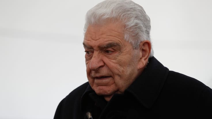 “Está discapacitado”: Mario Kreutzberger denunció serias falencias de accesibilidad en el Aeropuerto de Santiago luego de visitarlo