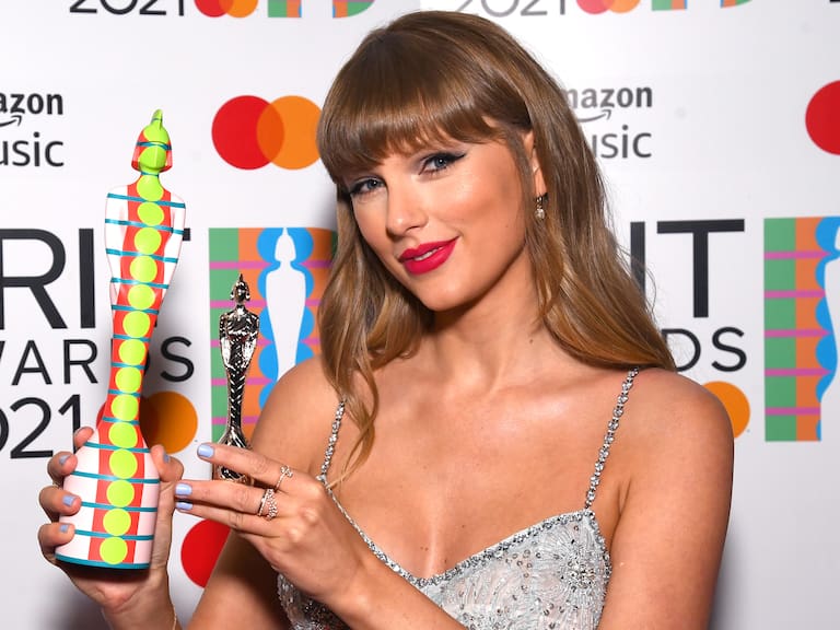 ¡Atención Fanáticos! Taylor Swift se unió a TikTok y anunció una versión en vinilo de su disco Red