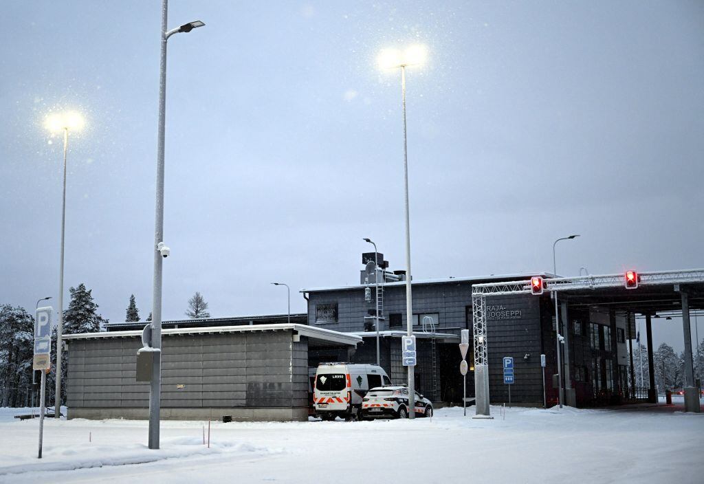 El cierre del paso fronterizo Raja-Jooseppi entre Finlandia y Rusia