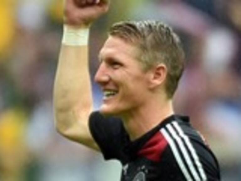 Manchester United anota refuerzo de lujo: oficializó al alemán Bastian Schweinsteiger