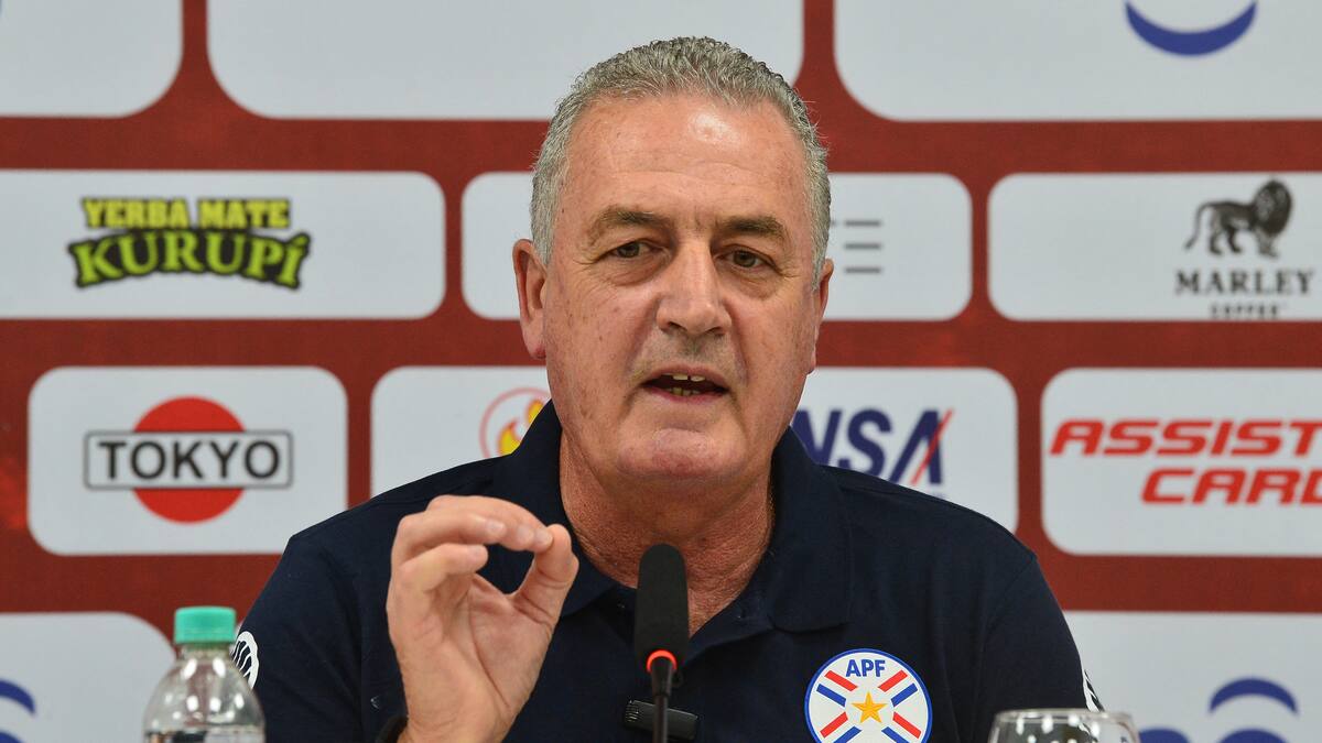 Gustavo Alfaro, DT de Paraguay: “La Generación Dorada de Chile viene por ese último atisbo de hazaña que la lleve a jugar un Mundial”