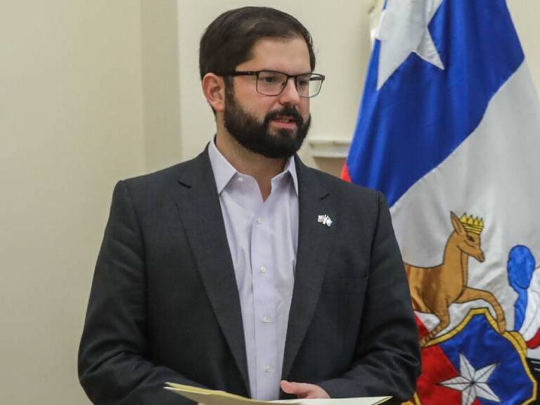 Presidente Boric apuesta por una nueva convención con «bordes claros» y «plazos más acotados»