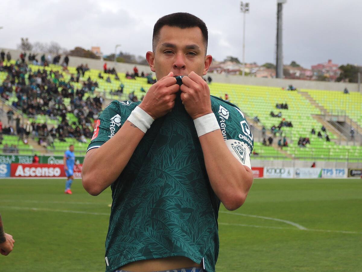 “El mercado ha estado bastante lento”: Carlos Muñoz aguarda por su futuro deportivo tras dejar Santiago Wanderers