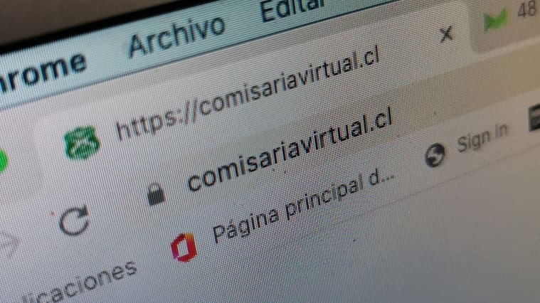09 de Mayo de 2020/SANTIAGOLink de la pagina comiseriavirtual.cl que se encuentra cada por segundo da consecutivo al inicio de la mayor cuarenta del pas ante e aumento de contagios por Covid-19
FOTO:MARIO DAVILA/AGENCIAUNO