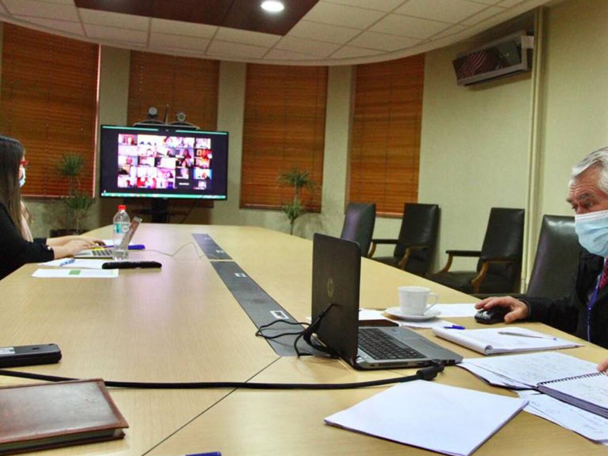 Dra. Muriel Ramírez y reunión de científicos con ministro Paris: «Pudimos plantearle la necesidad del cambio de estrategia, como dijimos en la carta, para evitar la catástrofe»