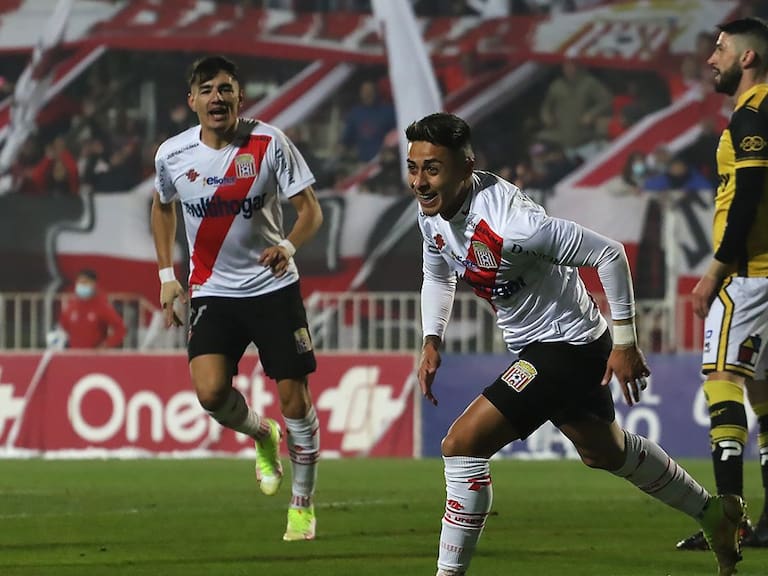 Campeonato Nacional: Curicó golea a Coquimbo por la fecha 15