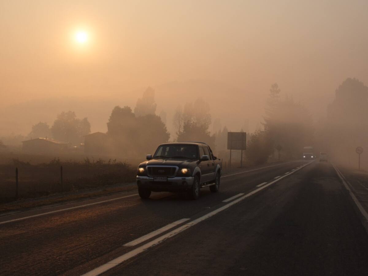 Siete localidades con emergencia: revisa la calidad del aire en tu comuna ante incendios forestales