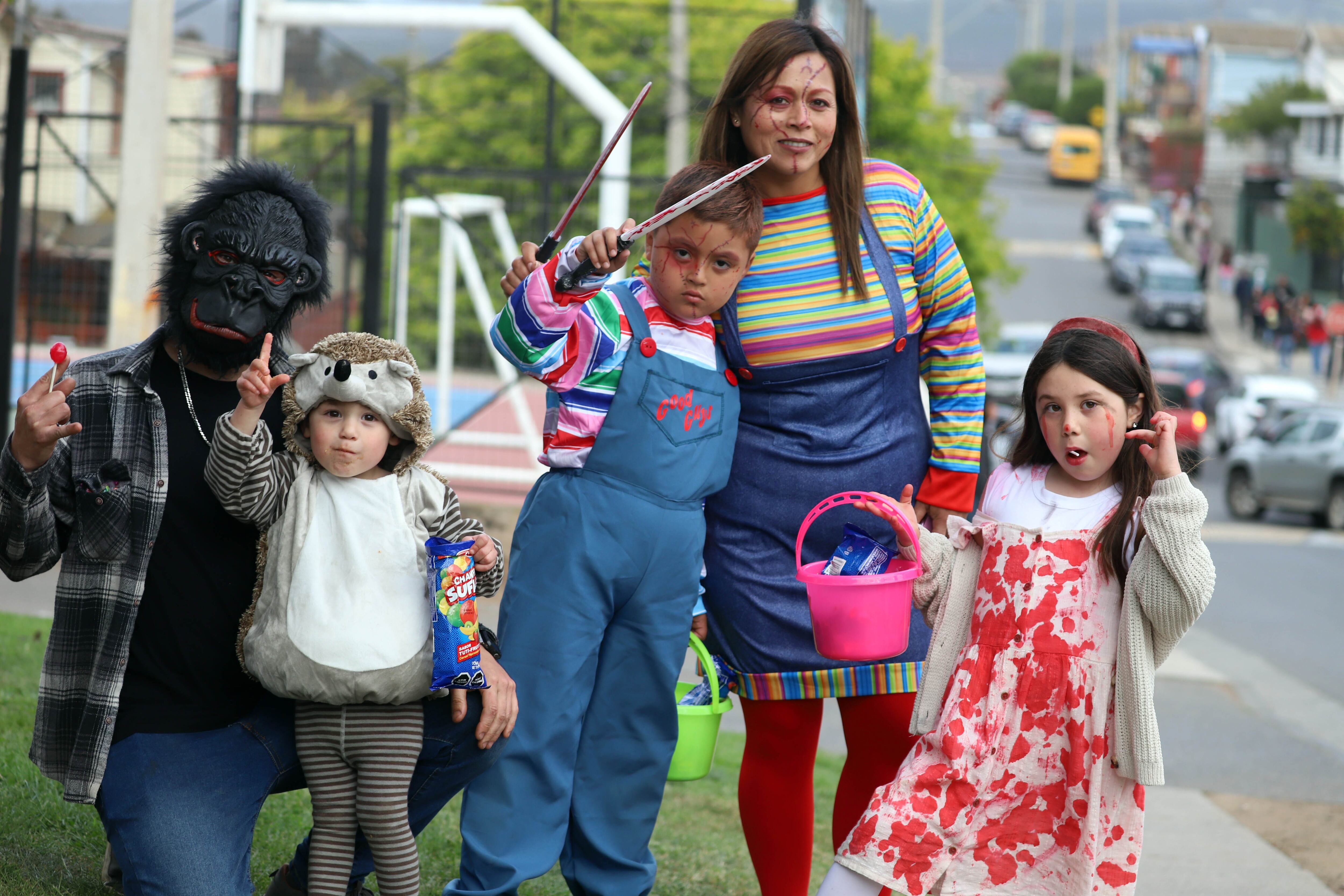 31 de octubre 2025 / SAN ANTONIO Niños celebran noche de Halloween en las calles de la ciudad. FOTO: SÓCRATES ORELLANA / UNO NOTICIAS