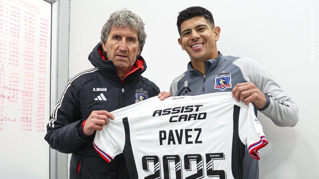 Esteban Pavez firma su renovación por dos años más en Colo Colo