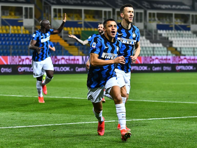 Alexis Sánchez convierte doblete, le da la victoria al Inter y deja a los lombardos más líderes que nunca en la Serie A de Italia