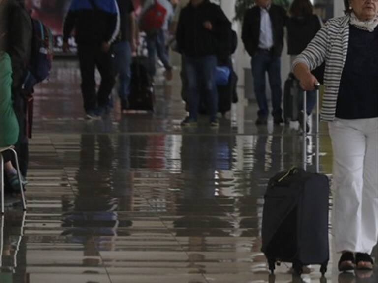 Encuesta sobre discriminación racial: Chilenos se perciben más «blancos» que otros países