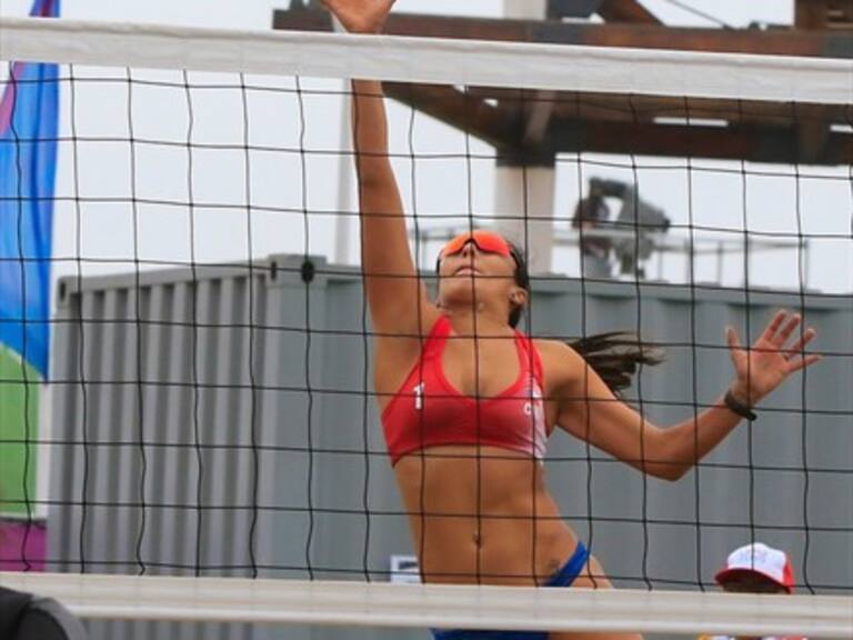 Dupla chilena de voleibol playa femenino cayó ante Brasil en los Panamericanos de Lim
