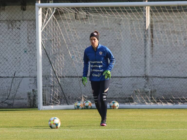 Christiane Endler justificó la ausencia de Ryan Torrero de la selección femenina