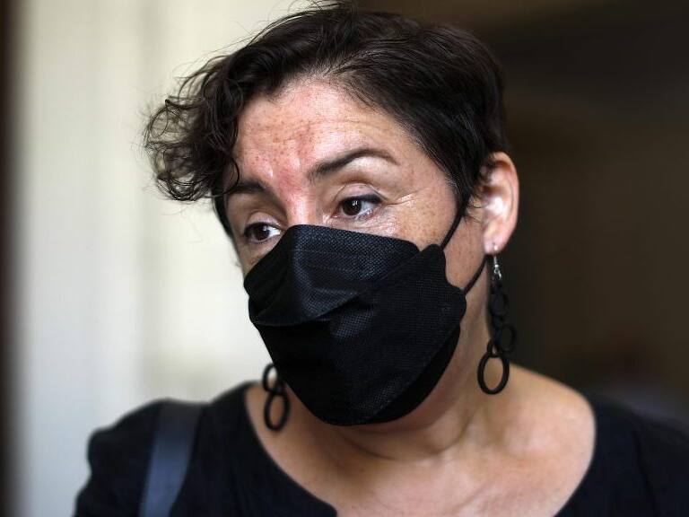 05 de Enero de 2022/SANTIAGOLa Constituyente,Beatriz Sanchez, durante el segundo día de sección del pleno y cuenta pública, que se realiza en el ex Congreso de Santiago.
FOTO :CRISTOBAL ESCOBAR /AGENCIAUNO