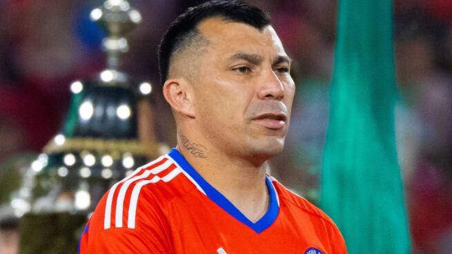 "Es ahora o nunca": Hinchas de la UC y Boca Juniors se ilusionan con Gary Medel tras su salida del Bologna
