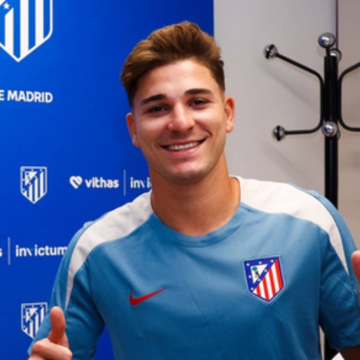 Atlético de Madrid anunció el fichaje de Julián Álvarez: el millonario monto que pagó el club español por el delantero argentino