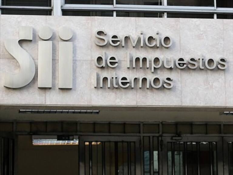 Trabajadores del SII rechazaron que la Comisión de Hacienda de la Cámara aprobara la reintegración