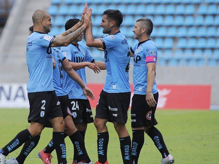 20 de Octubre de 2020 / IQUIQUE durante el partido válido por la Decimosexta fecha del Campeonato Nacional AFP Plan Vital 2020, entre Deportes Iquique vs La Serena disputado en el Estadio Tierra de Campeones.
FOTO: CRISTIAN VIVERO BOORNES/AGENCIAUNO