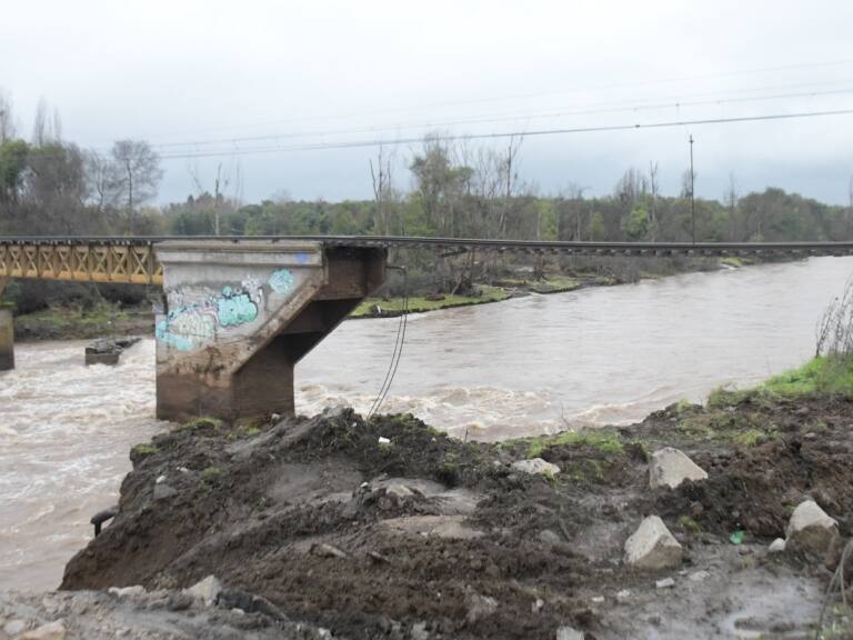 Por presunto artefacto explosivo: tránsito suspendido en el puente Lircay a horas de su reapertura