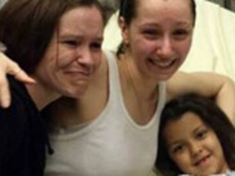 Tres jóvenes desaparecidas en EE UU hace 10 años fueron encontradas con vida