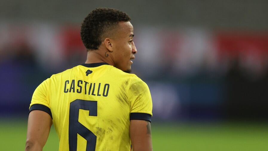 "Me encanta todo esto": Byron Castillo responde tras quedarse fuera del Mundial y lanza llamativa frase