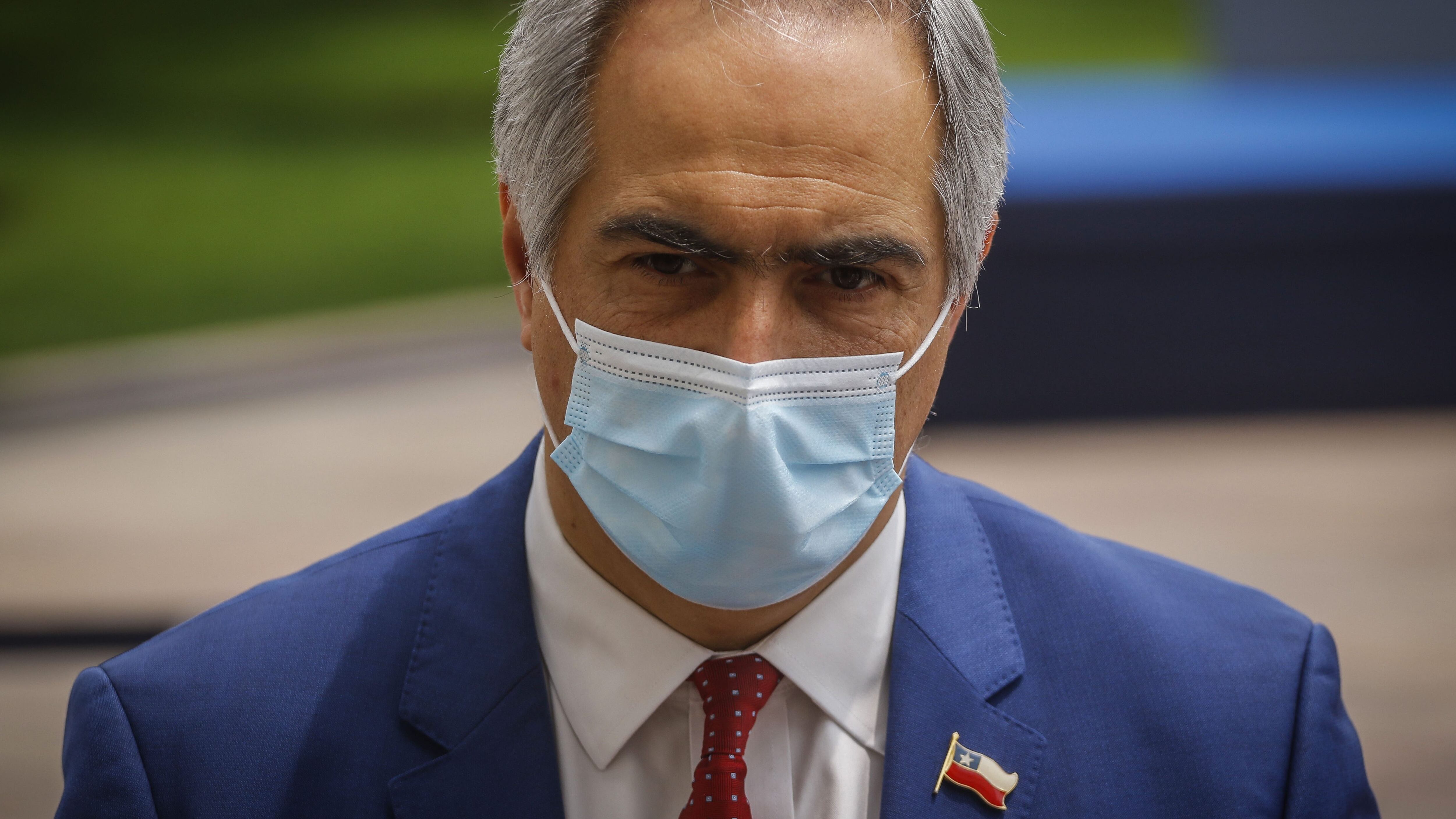 Chahuán congeló militancia en RN