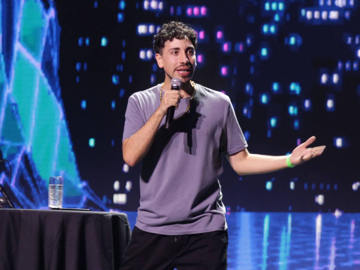 “Es una persona violenta”: expareja de Diego Urrutia realiza fuerte acusación en contra del comediante