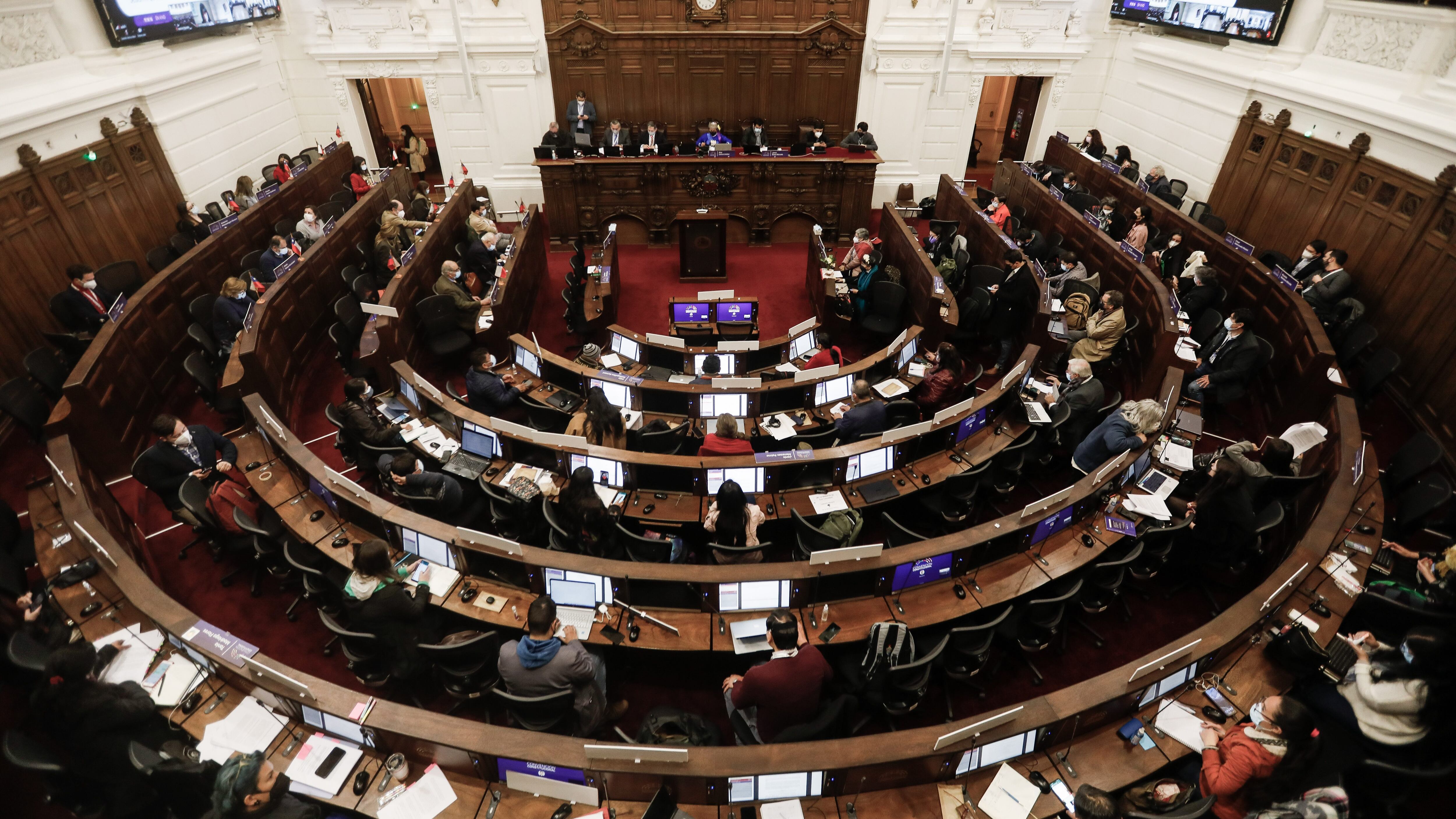 14 de Septiembre de 2021/SANTIAGOVista de la sesión nro20,en cual se vota los dos tercios que está en polémica en el Ex Congreso Nacional, durante una nueva jornada de la Convención Constitucional.
FOTO:CRISTOBAL ESCOBAR /AGENCIAUNO