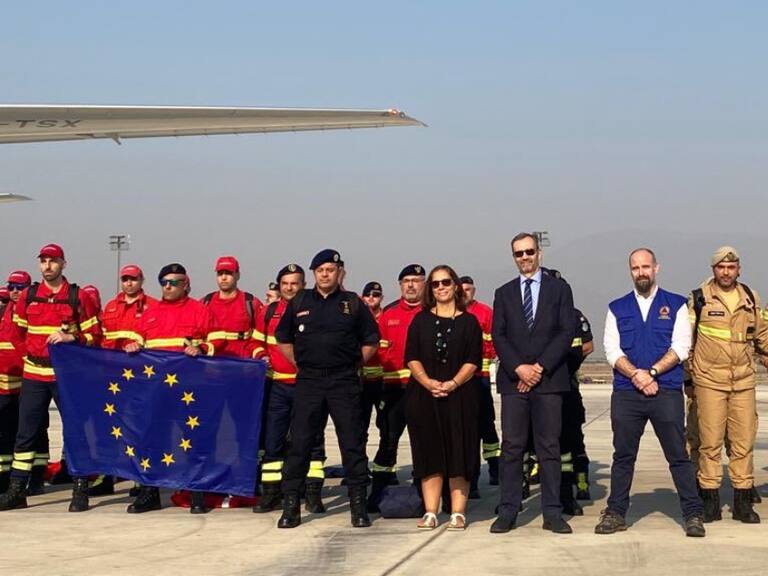 Más de 140 brigadistas portugueses arriban al país para apoyar combate a incendios forestales