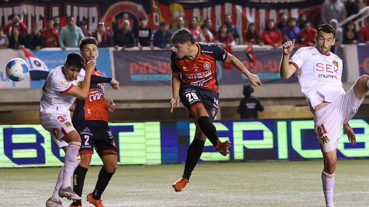 Facundo Pons, delantero de Deportes Limache