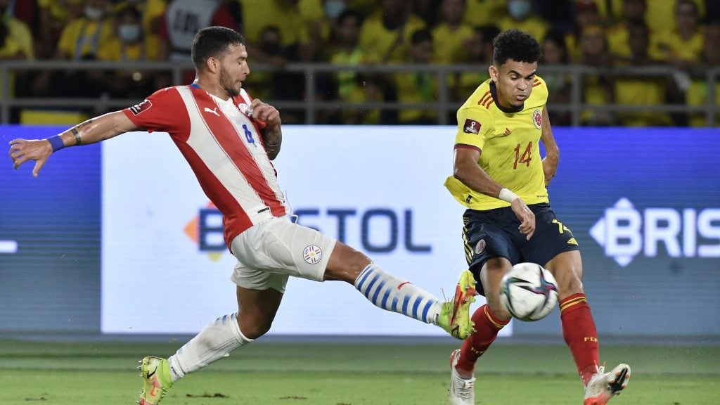 Colombia no pudo con un aplicado Paraguay y no puede despegarse en la tabla para Qatar 2022