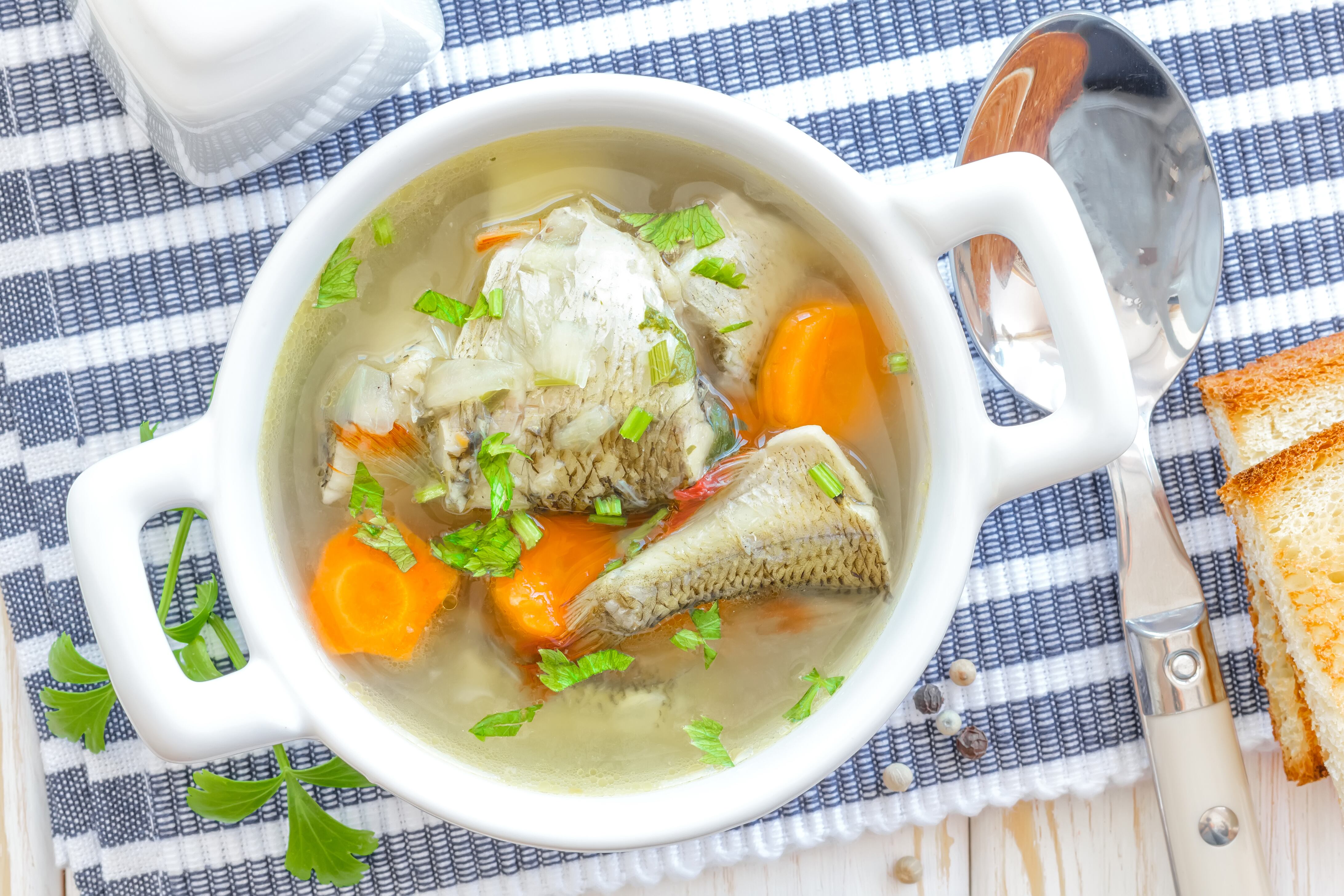 Caldo de pescado