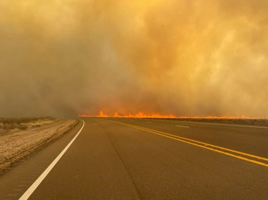 X @Sprinter99800 | Incendios forestales en Texas