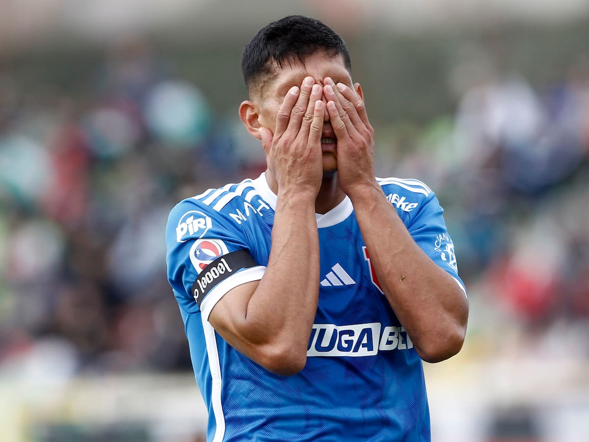 Israel Poblete es suspendido por dos fechas tras su expulsión ante Palestino