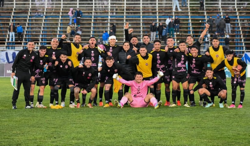 Santiago City suma más líos: es acusado de utilizar datos del finiquito de un jugador para falsificar documentación de otros dos futbolistas