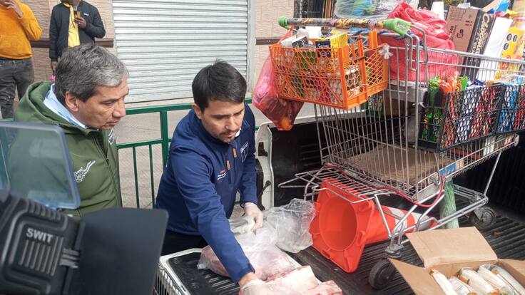 Allanan viviendas que almacenaban carros ilegales para la venta de comida callejera en Independencia: alimentos fueron decomisados
