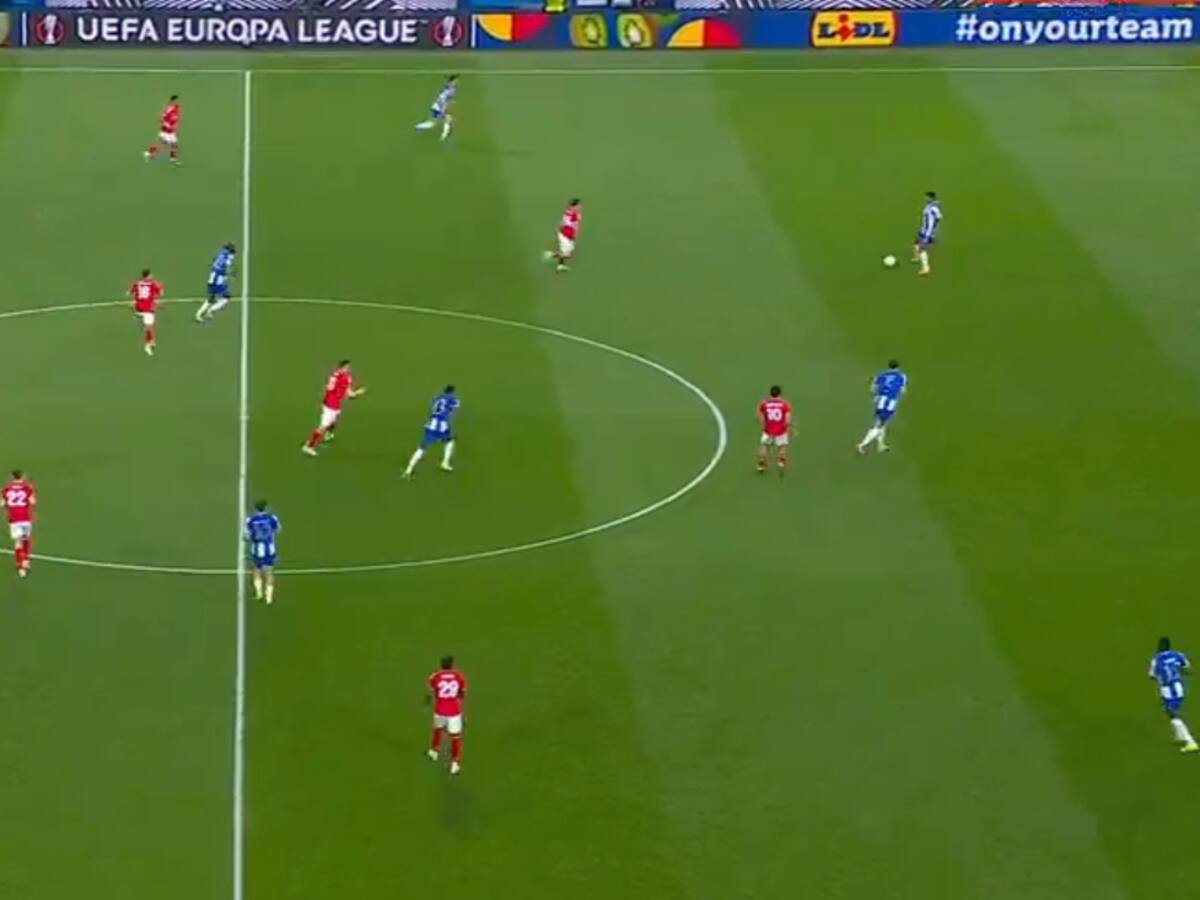 Ya es candidato al blooper del año: el autogol más insólito de la temporada se vivió en la Europa League
