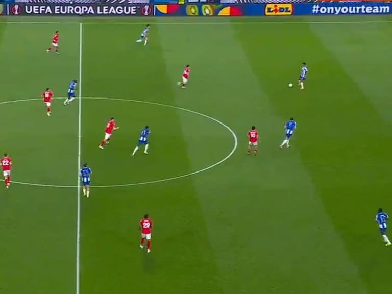 Ya es candidato al blooper del año: el autogol más insólito de la temporada se vivió en la Europa League