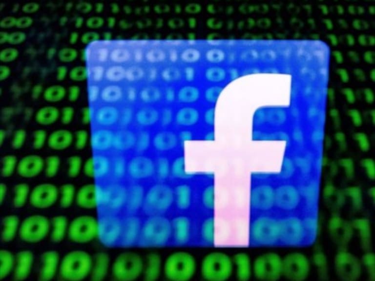 Facebook notificará a sus usuarios por mensajes sospechosos tras hackeo